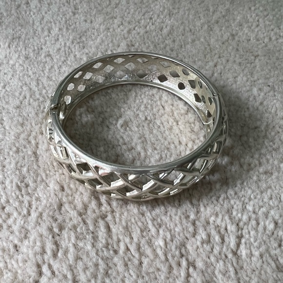 Silver Bangle Bracelet - Picture 1 of 2